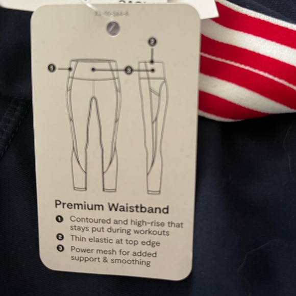 Xersion NWT Athletic Capri - NWT - Large - Picture 9 of 9